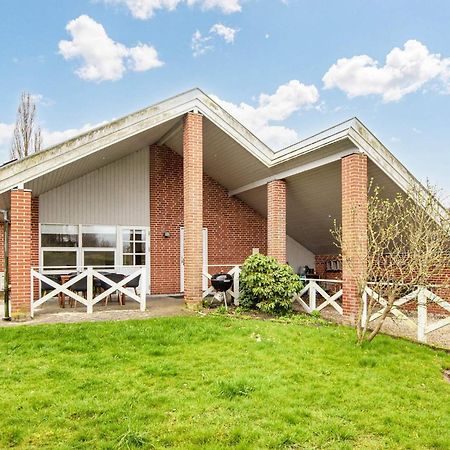 6 Person Holiday Home In B Rkop Børkop Exteriér fotografie